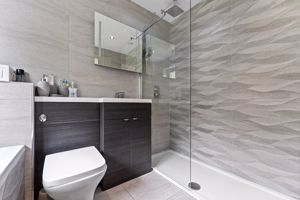 Family Bathroom- click for photo gallery